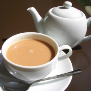Uống trà sữa làm trắng răng-Yensaodongduong.com